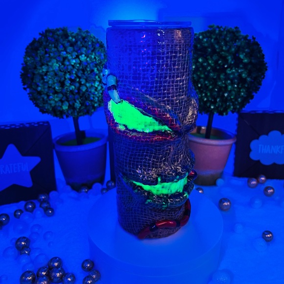 Nightmare before Christmas Tumbler - Picture 16 of 16